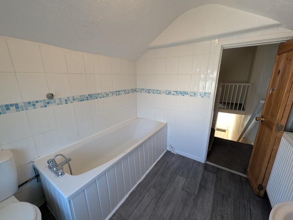 PXL_20251006_1054...