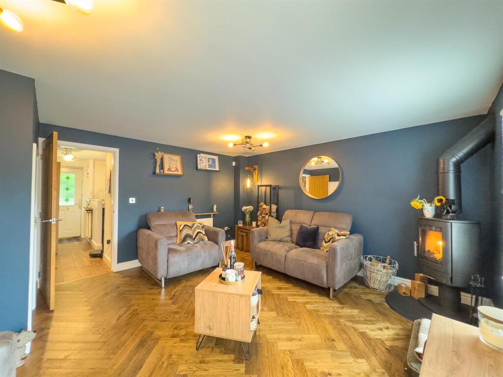 Sitting Room (4).jpg