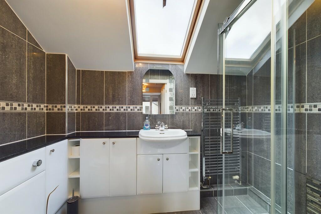 EnSuite Shower Ro...