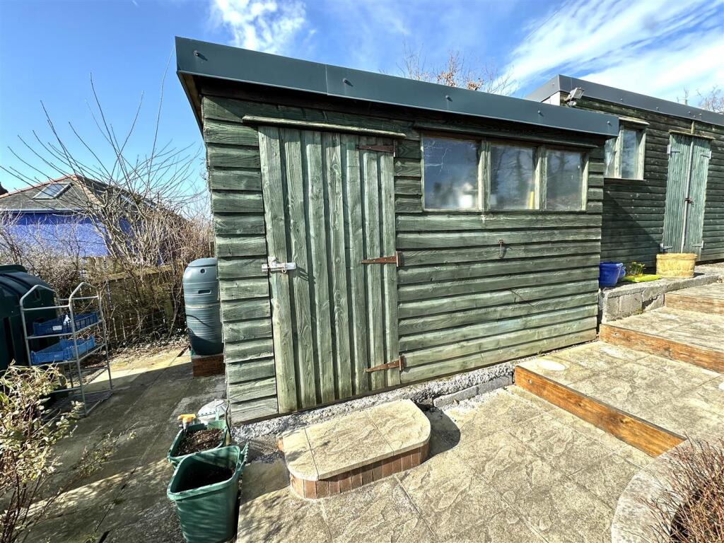 Garden Tool Shed / Workshop