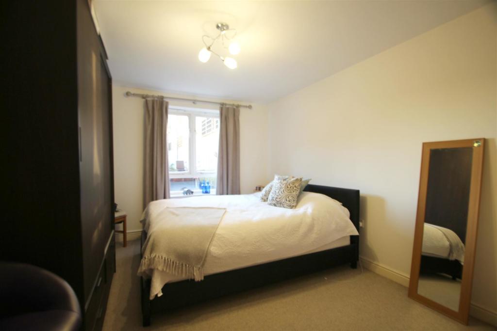 master bedroom.jpg