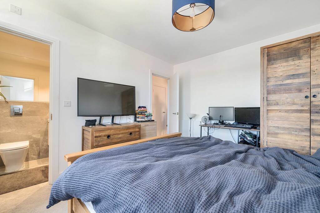Bedroom Two (2)