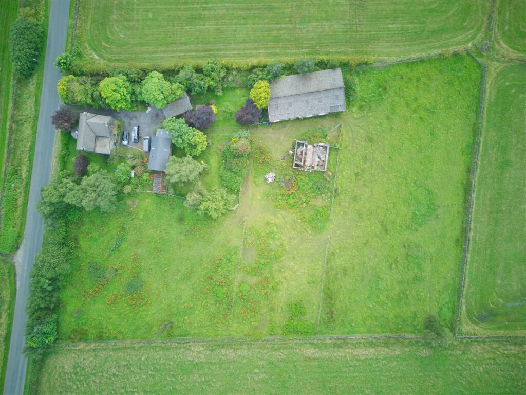 BleakHouseFarm_1.jpg