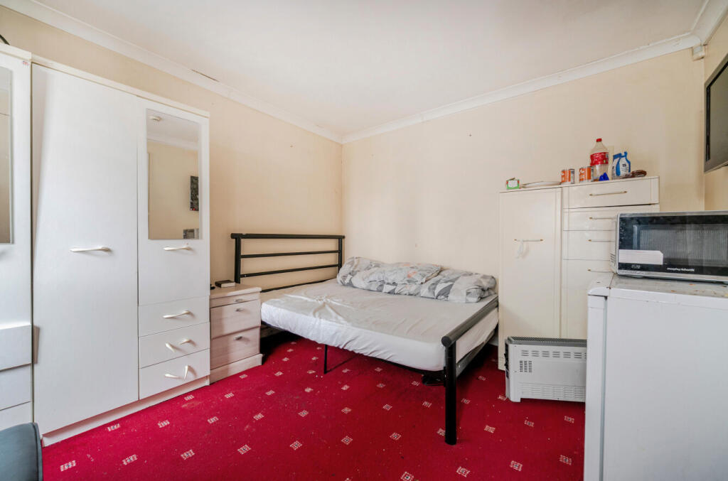 1386433-4-694932a...