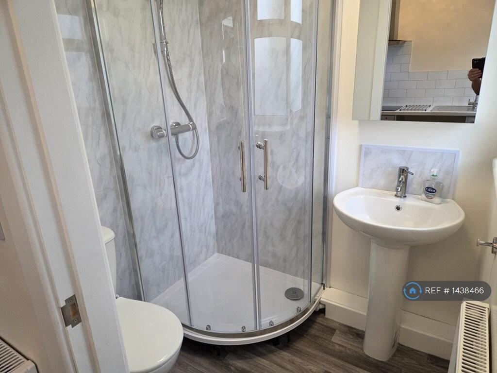 Shower Room - View 1