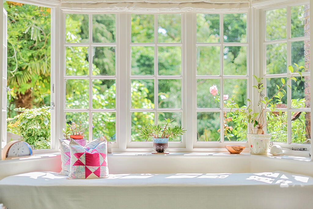 1334210-16-688cd0...