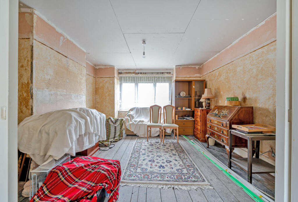 1328550-19-688b32...