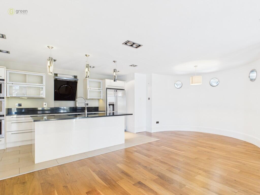 CAM03830G0-PR0132...