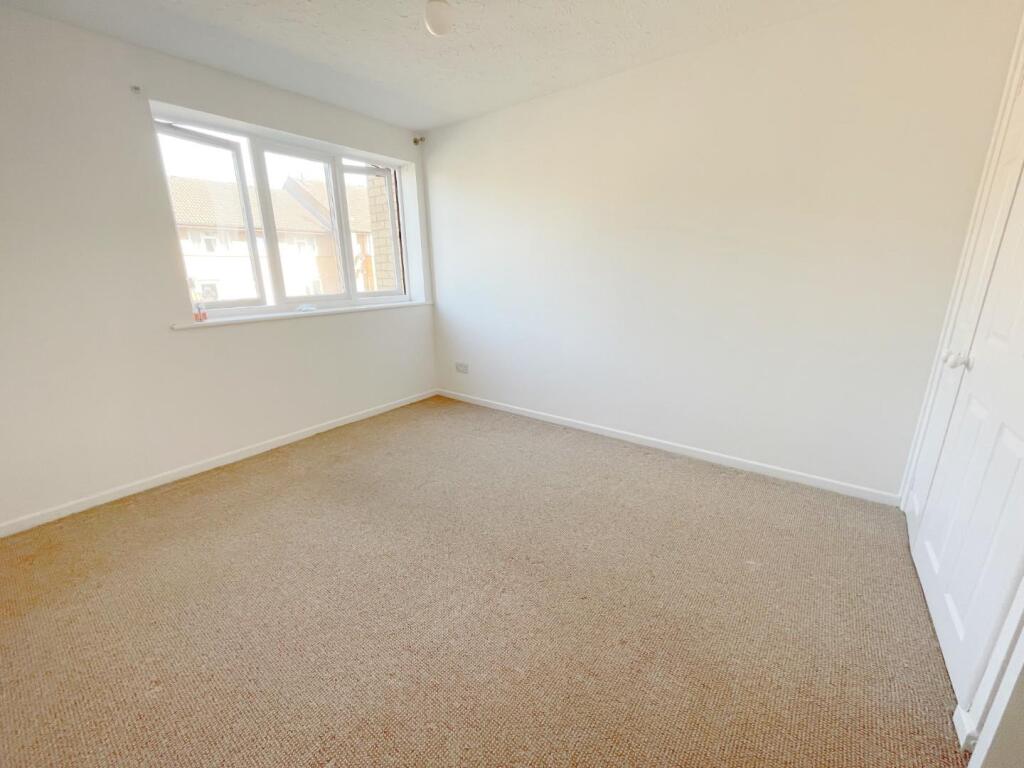 BEDROOOM .jpeg