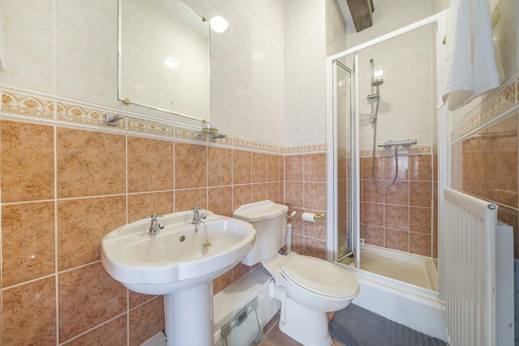 En Suite Shower Room