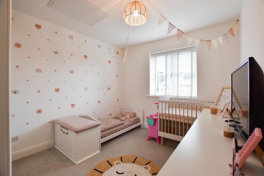 Bedroom 2.jpg