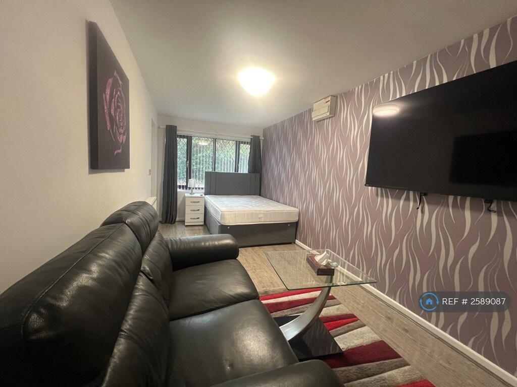 Sofa &amp; Tv