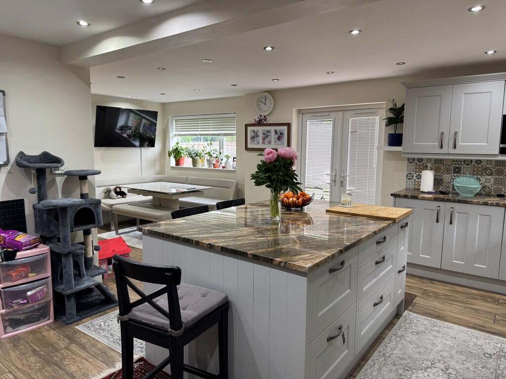 10 Eustace Road -...