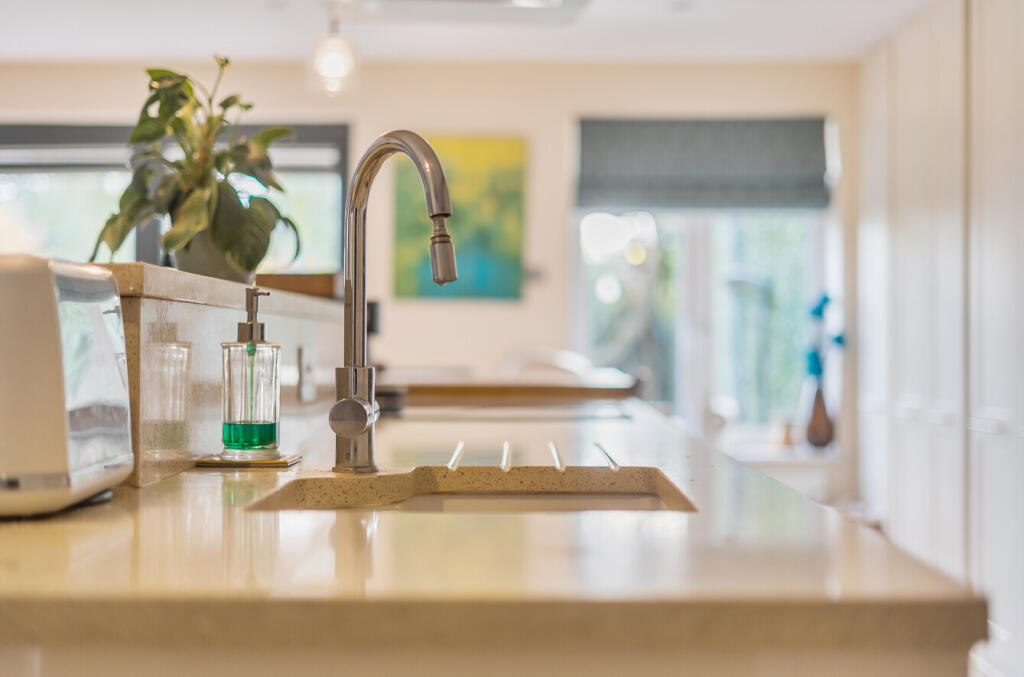 1371775-26-6900e9...