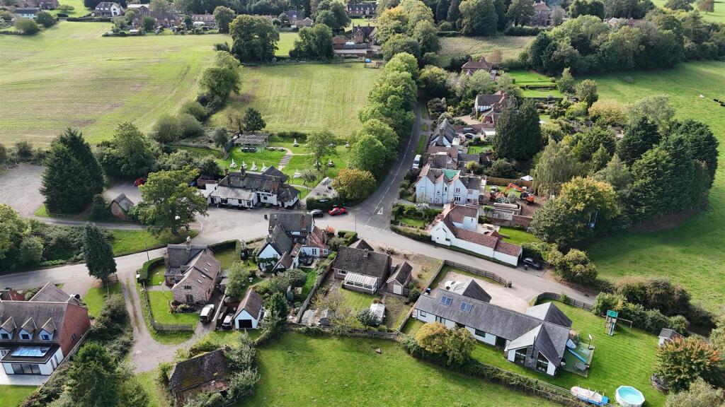 dji_fly_20250923_053452_0162_1758626072854_photo (