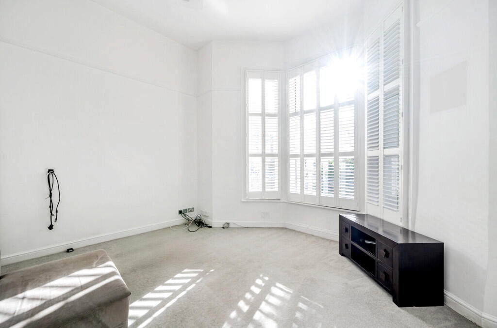 1361248-6-68db9af...