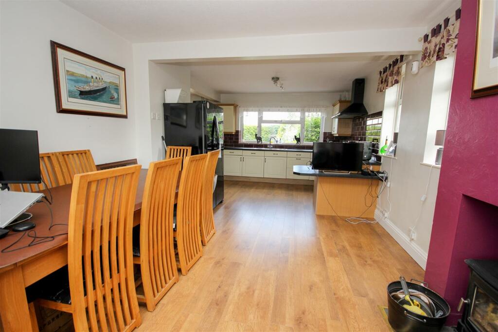 Dining Kitchen.jpg