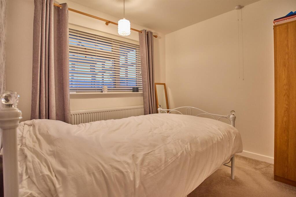 Doctor Cookes Close BW 3.jpg