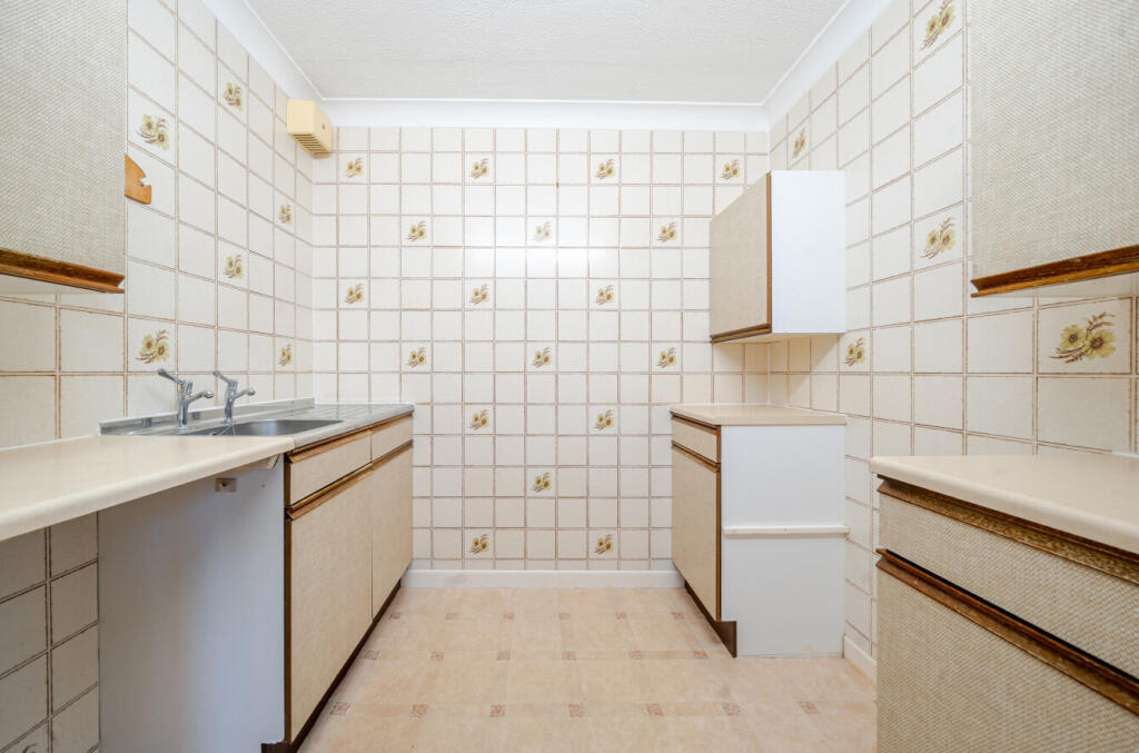 Western Road, Fareham, Hampshire, PO16