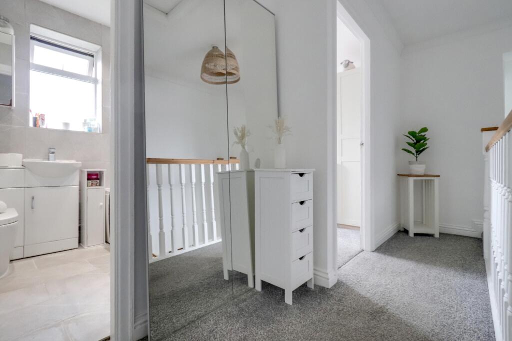 18- Rob Hammond EweMove Pontefract