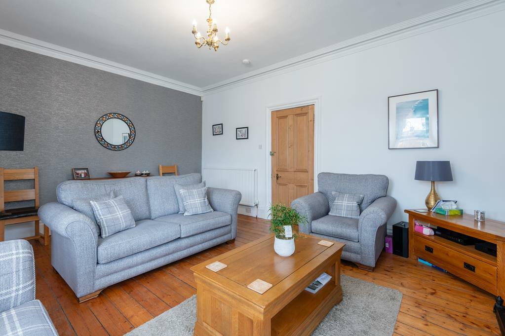 LIVING ROOM rear