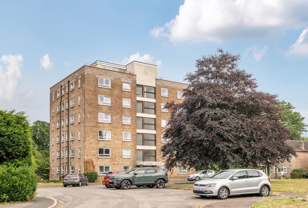 1330245-1-6882485...