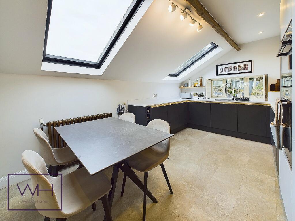 KITCHEN 2 CAM03785G0
