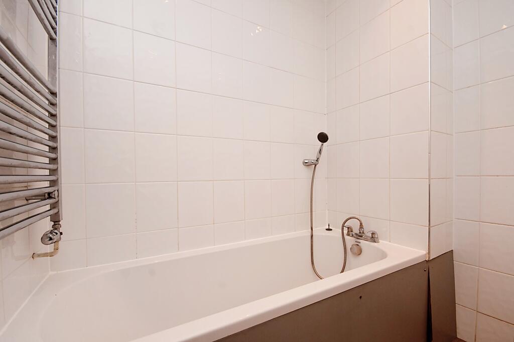 Bathroom/Wc