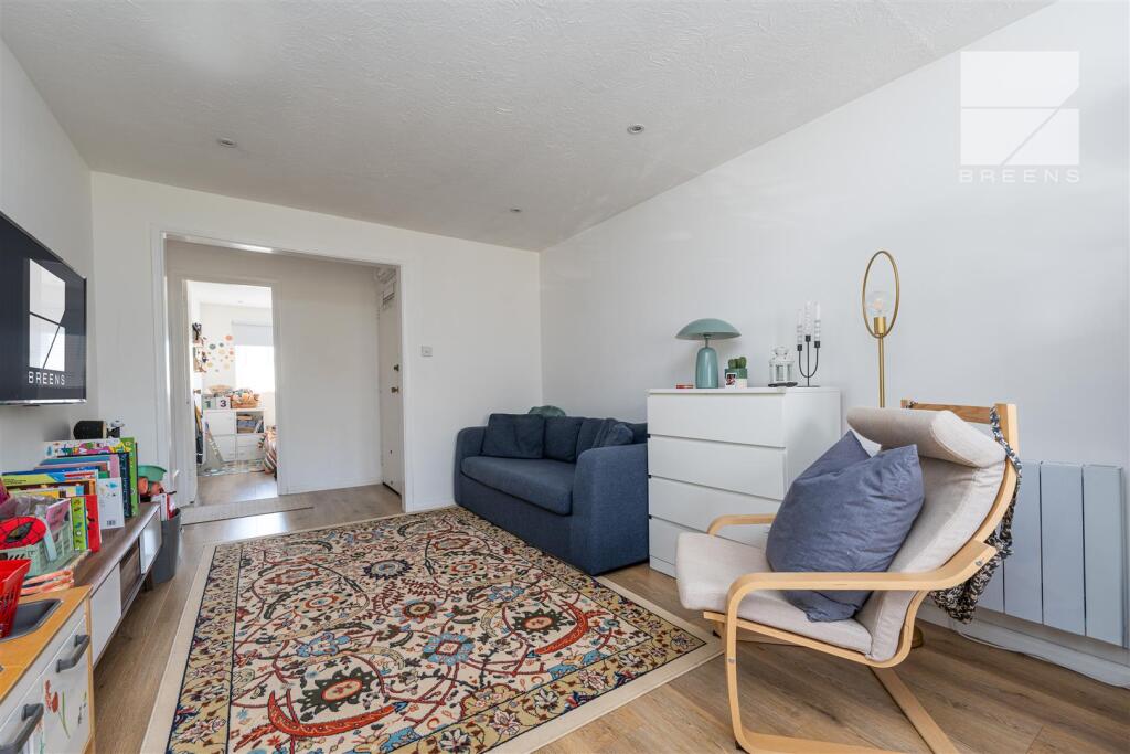 12 Hawthorne Court_0010.jpg