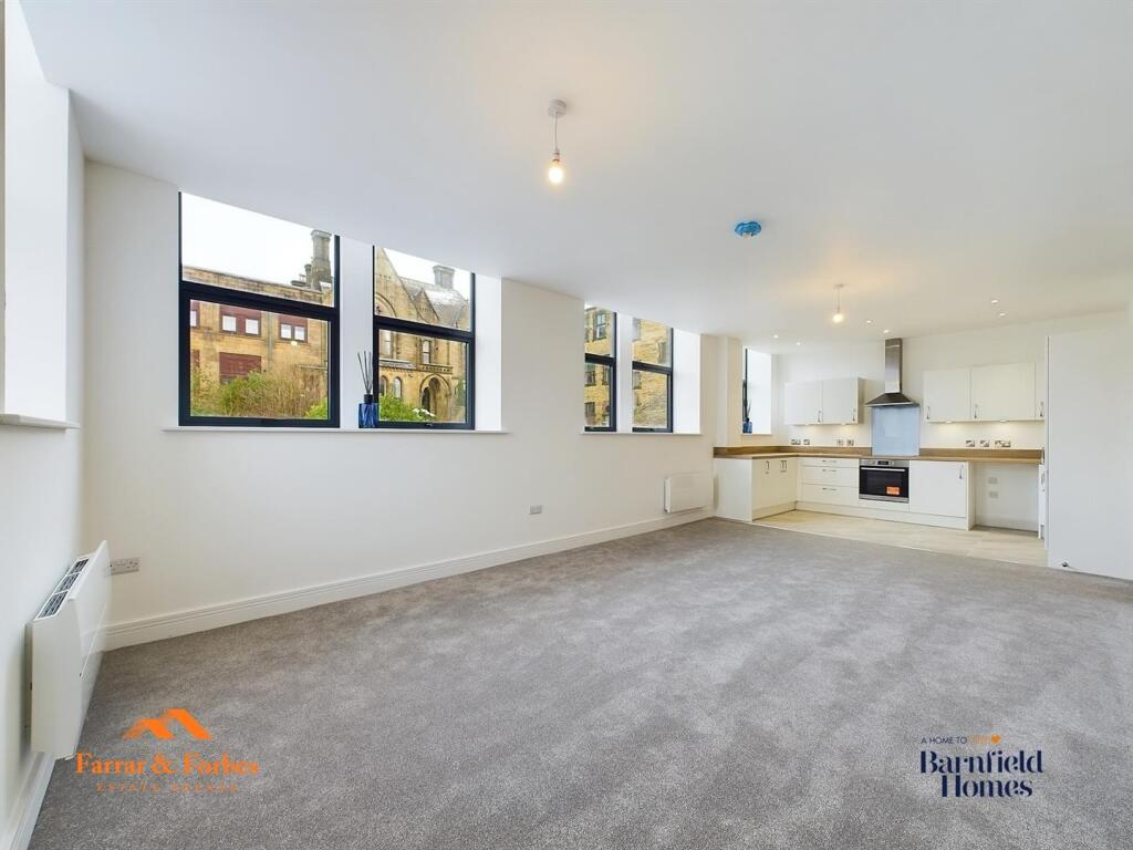 eZy Watermark_24-01-2025_07-10-29-9210pm.jpeg