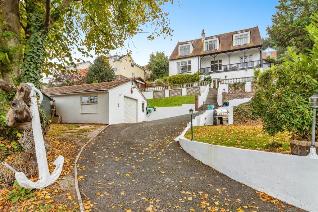 Deer Park Avenue, Teignmouth