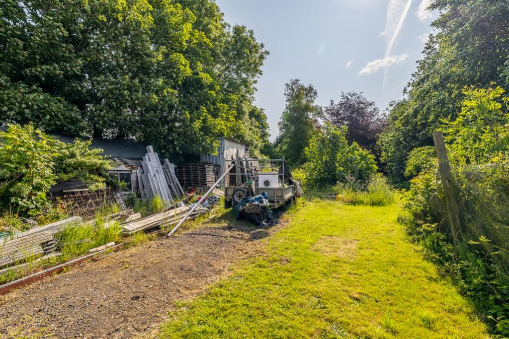 Firethorn Cottage (Stickney)-11