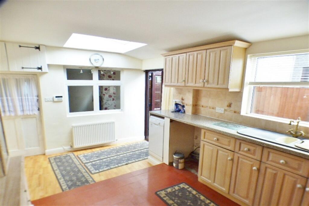 Kitchen 2