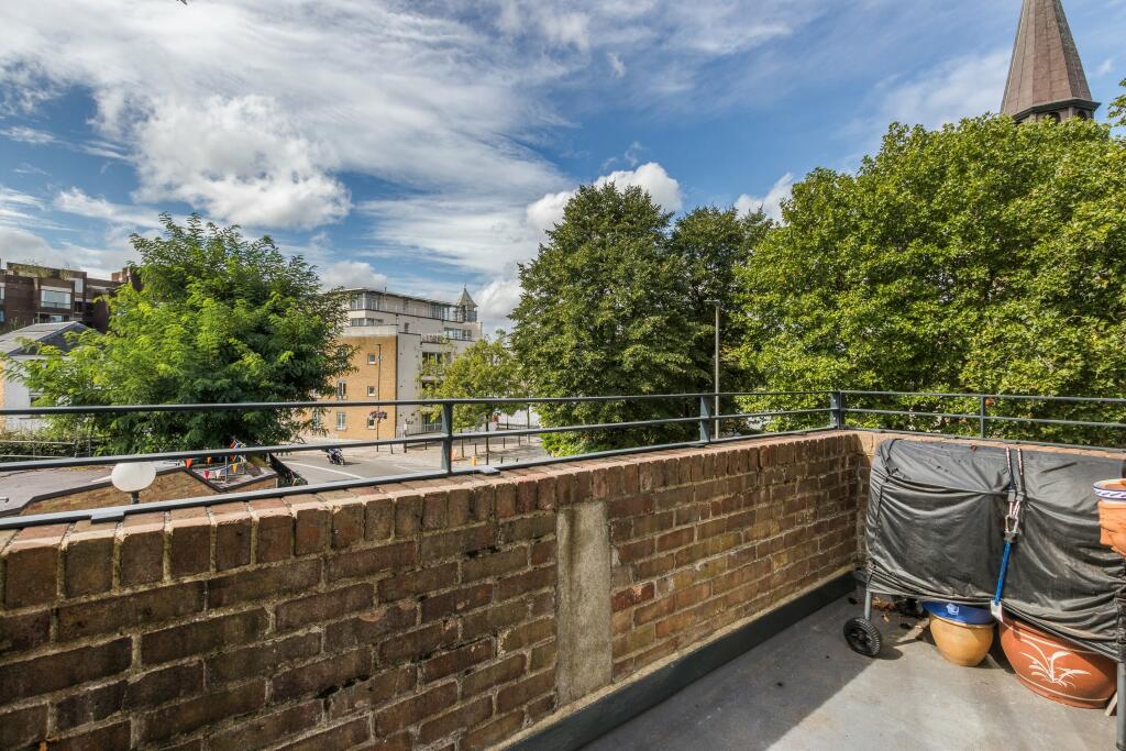 Sunbury Lane 11, SW1