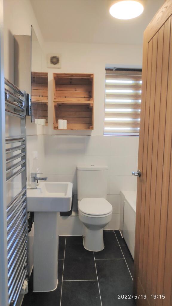 Bathroom 2MWC lighter