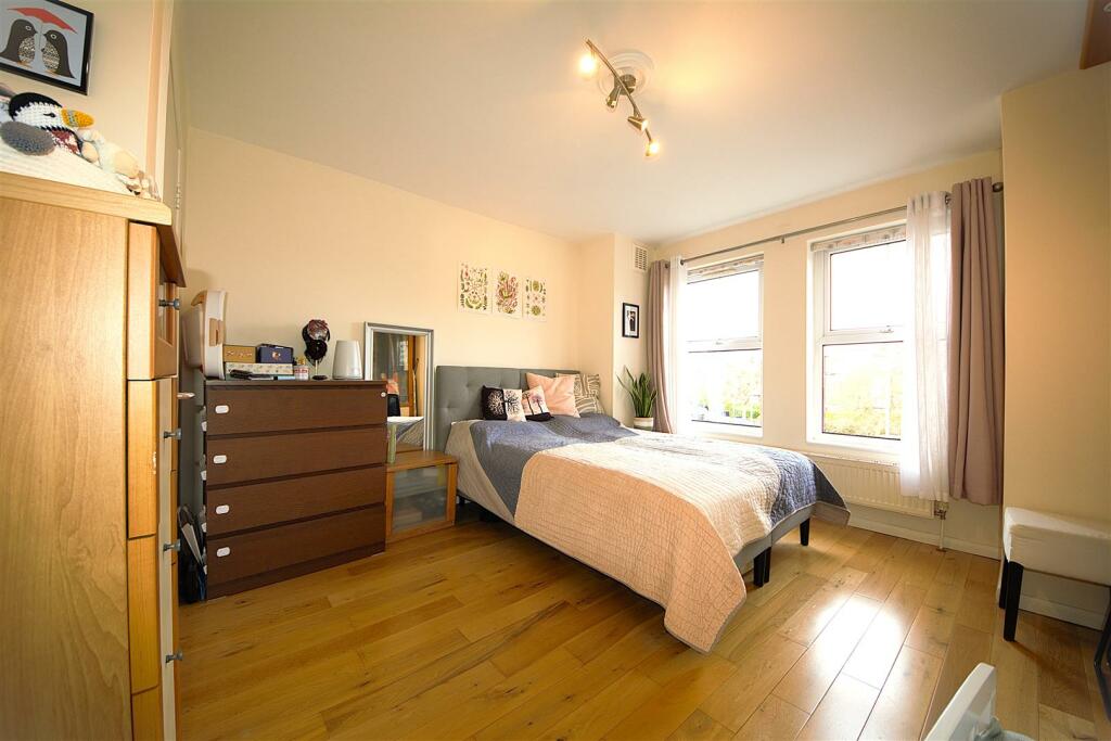 Master Bedroom .jpg