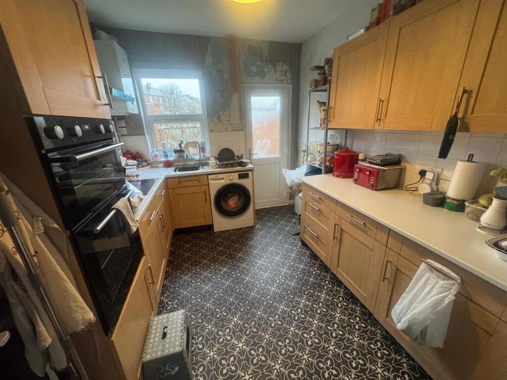 kitchen angle 2.jpg