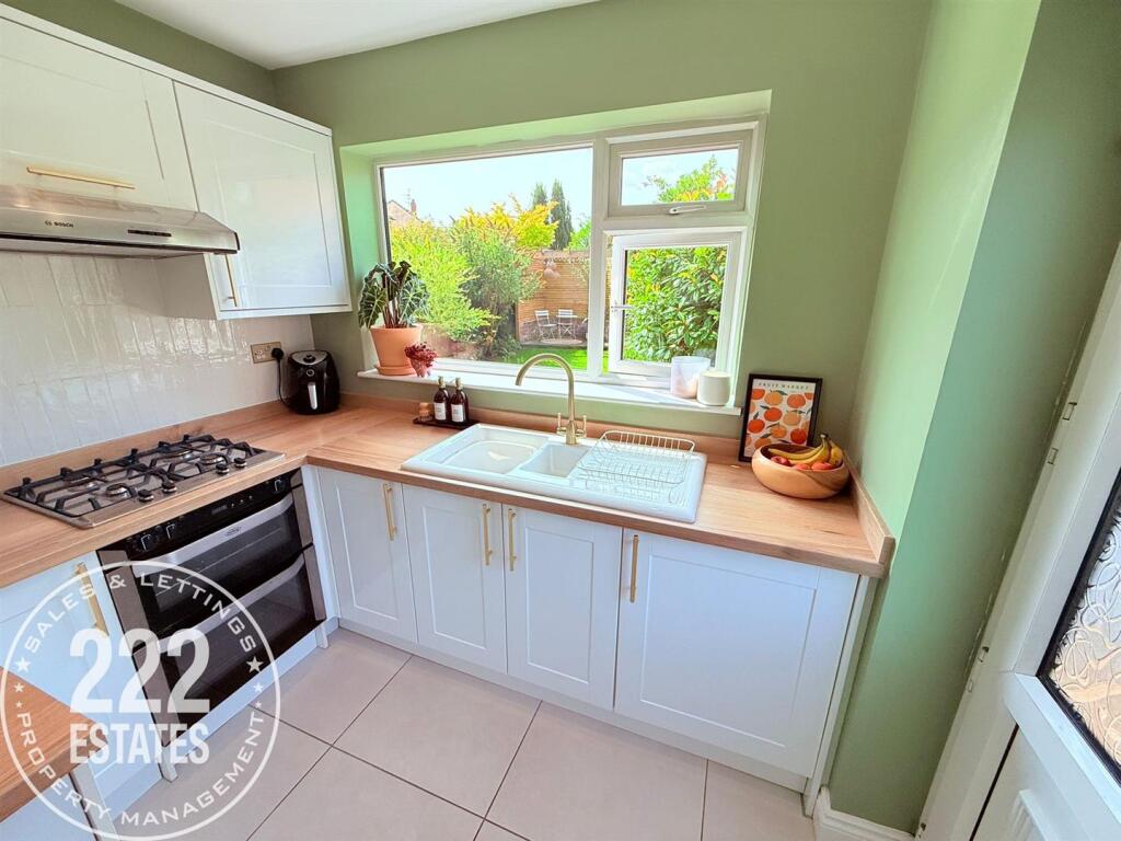 PHOTO-2025-08-15-12-54-42 (22).jpg