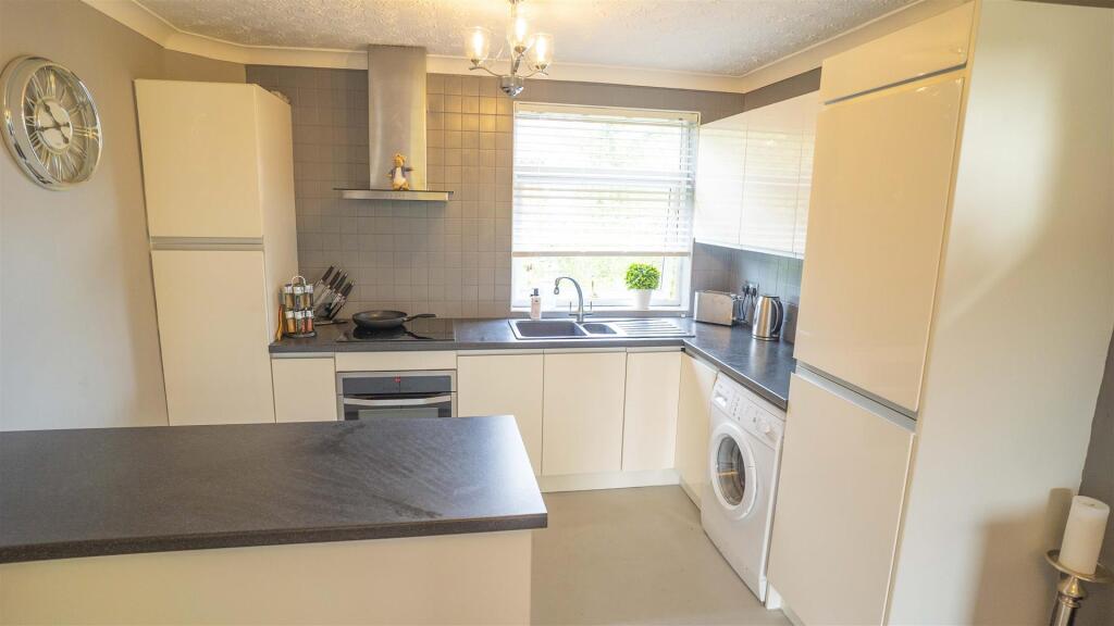 Grove6Kitchen.jpg