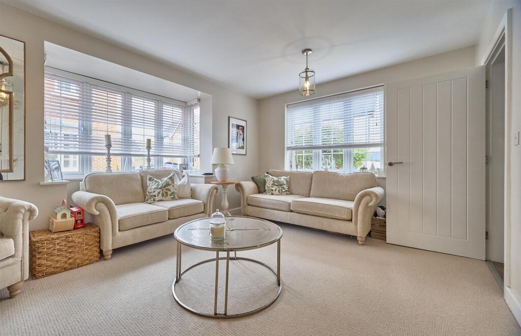 47 Old Farm Lane NBV 1.jpg