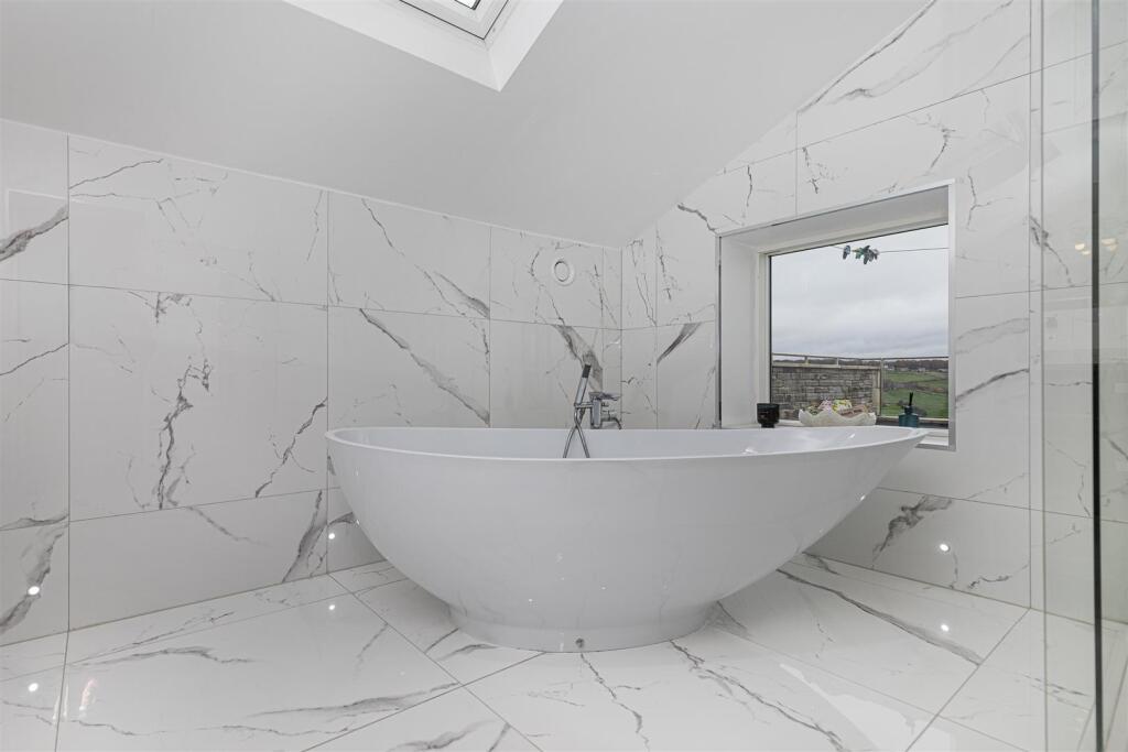 Bramleys Estate Agents - Stainland Dean - Halifax 