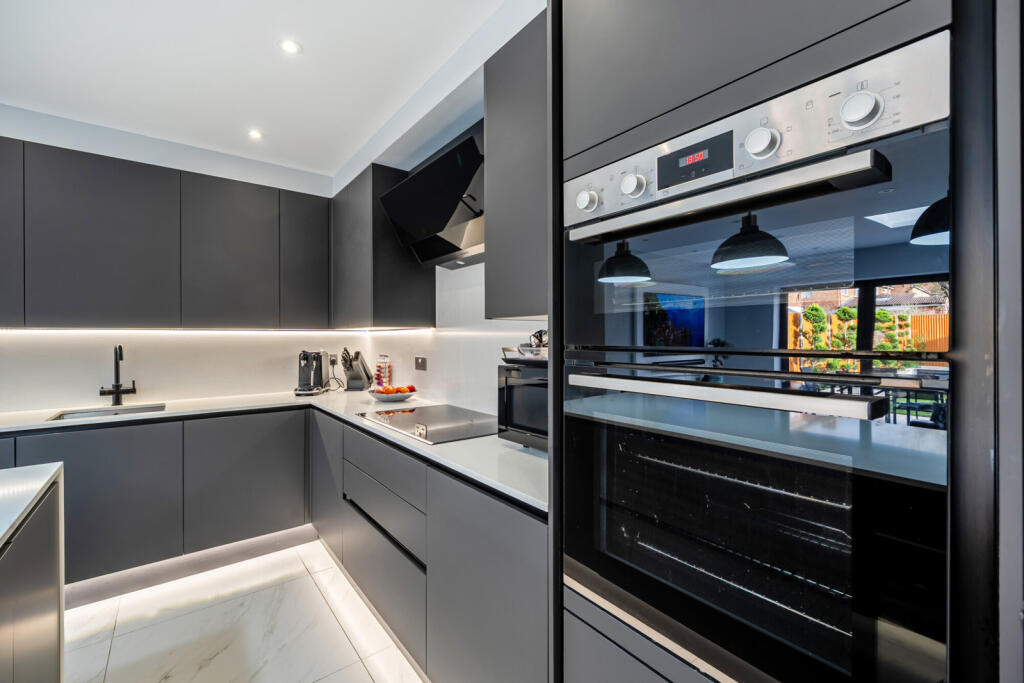 1382575-22-691dde...