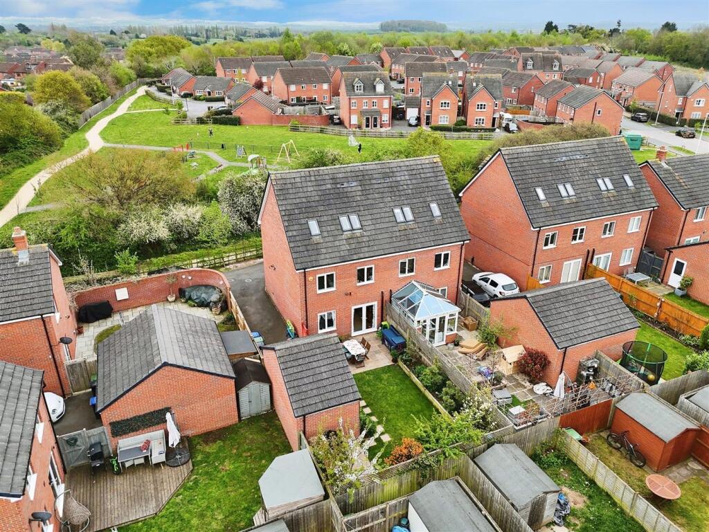 bea32efa-D-4027-BFE7-C1F04BC5BB8B-2279-000001811C3