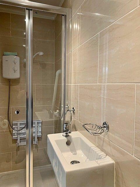 Shower Room/Wc