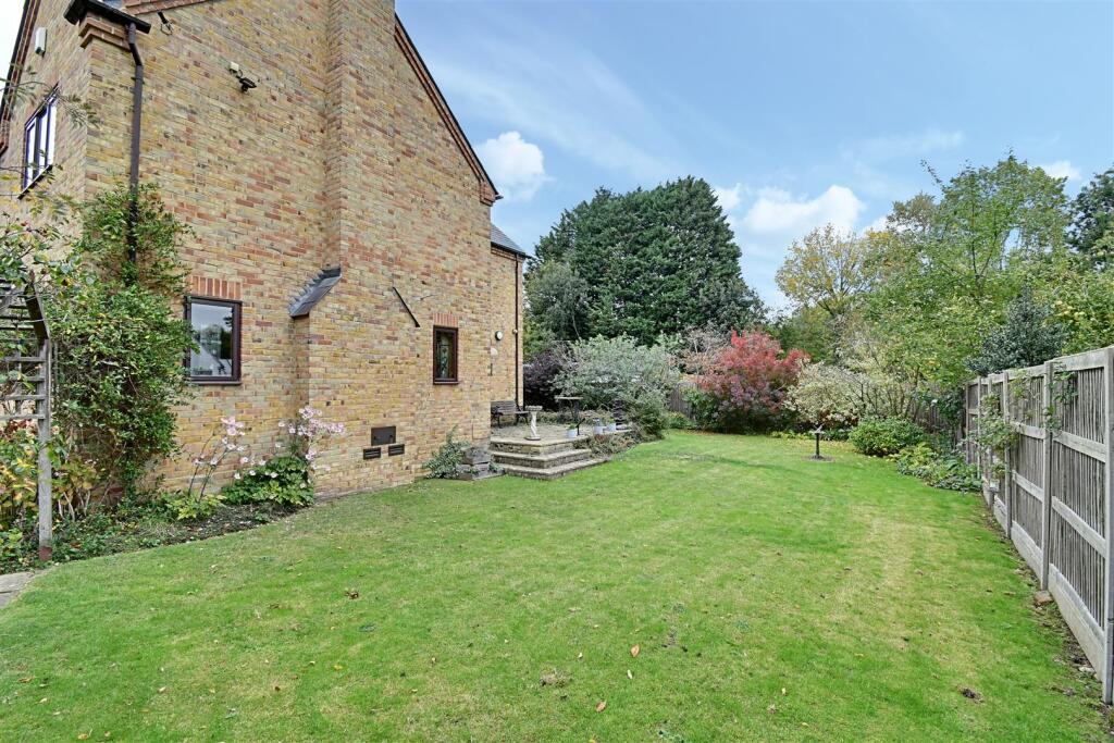 Garden 1.jpg