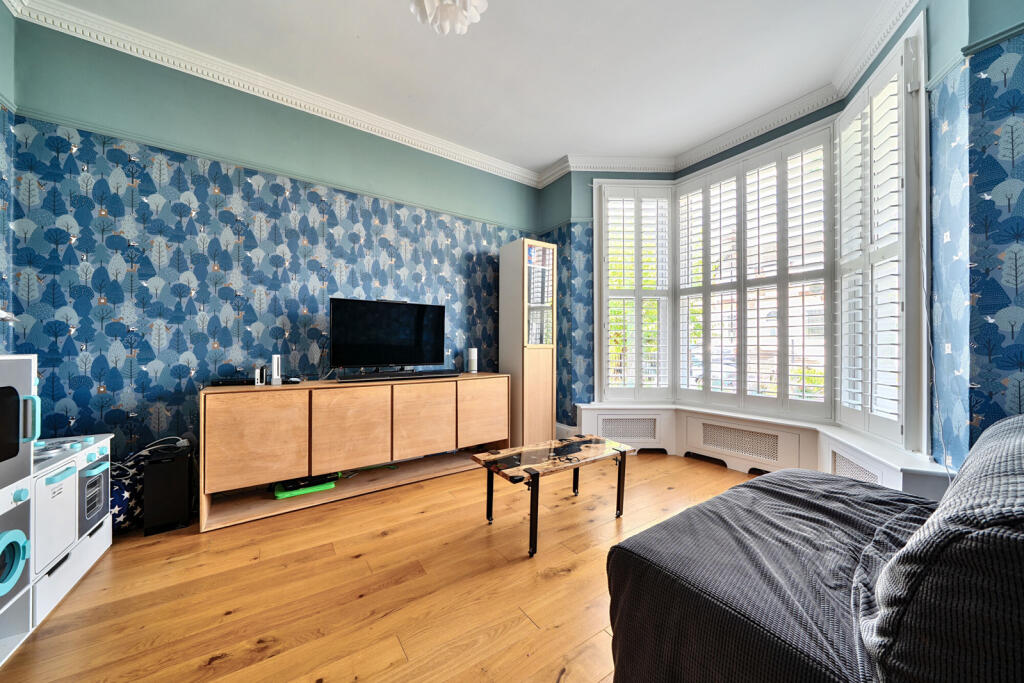 1323794-23-686d04...