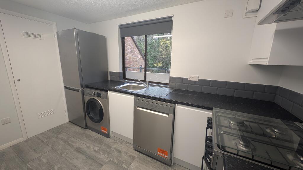 PXL_20251110_0919510