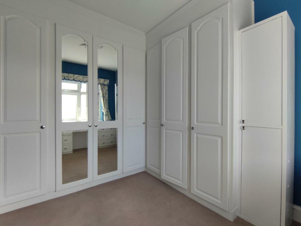Dressing Room Aspect 2