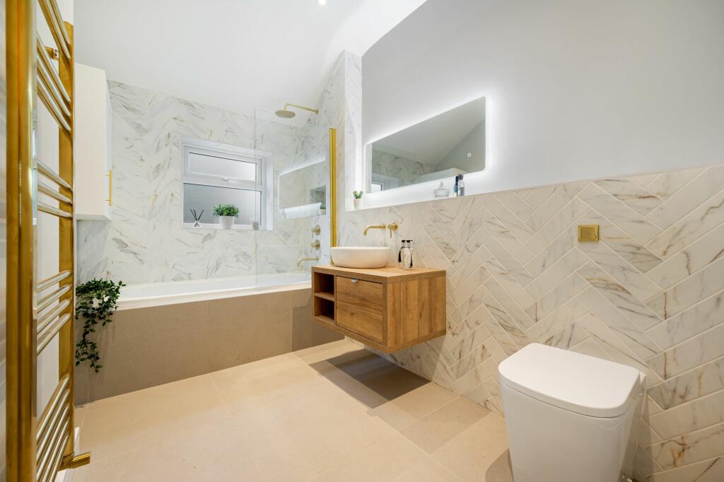 Bathroom 2