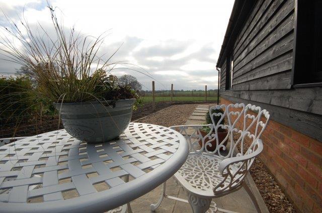 phoca_thumb_l_Garden-Suite-8.jpg